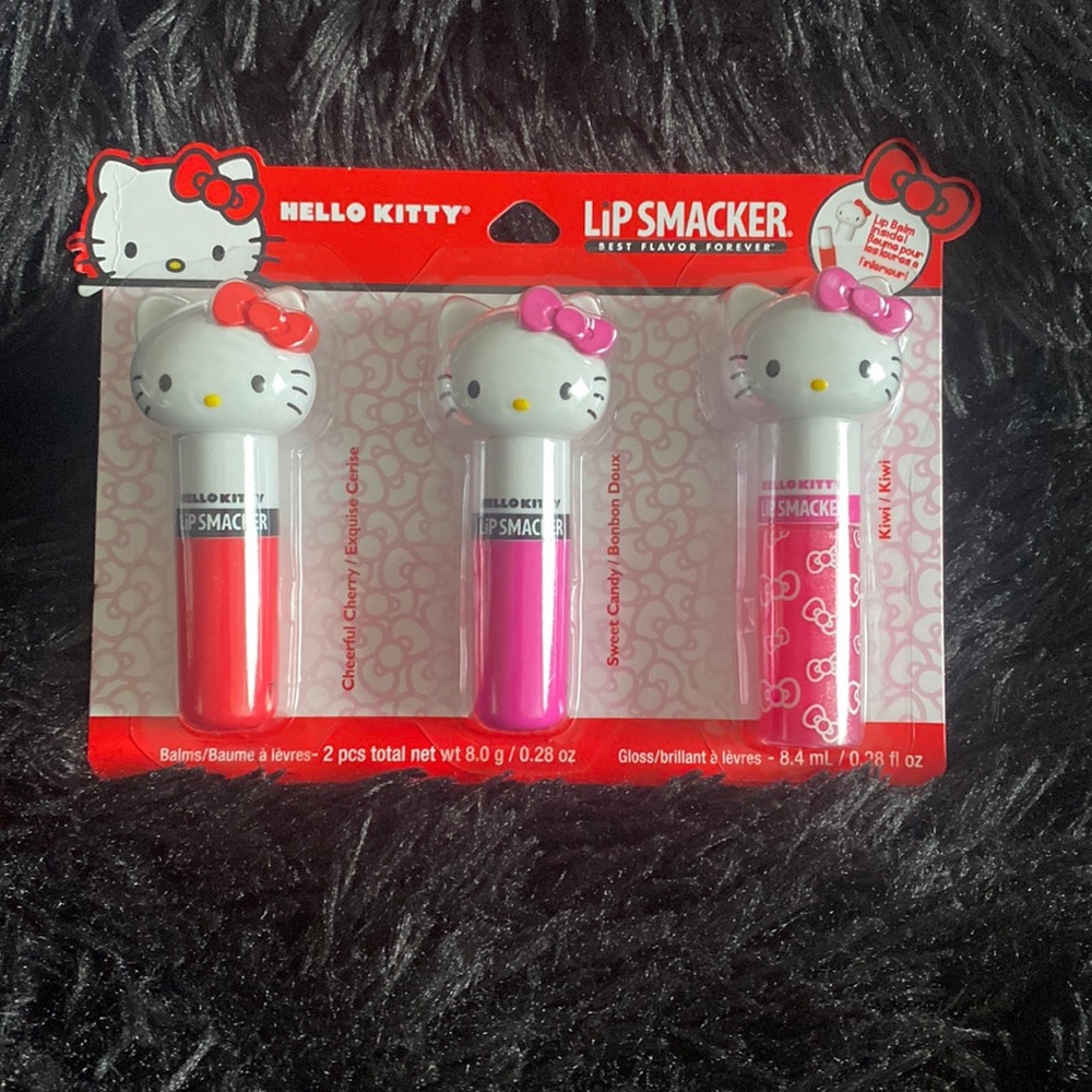 🆕Hello Kitty lip smacked-set 3